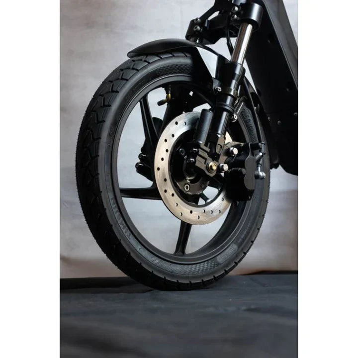 Eskuta SX-250 Series IV Moped Style EAPC Electric Bike 2023